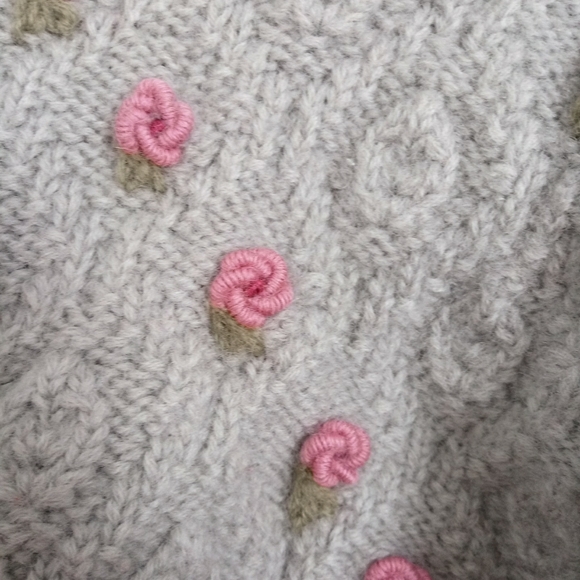 Norm Thompson vintage wool embroidered chunky knit gray sweater sz Medium - Picture 9 of 12